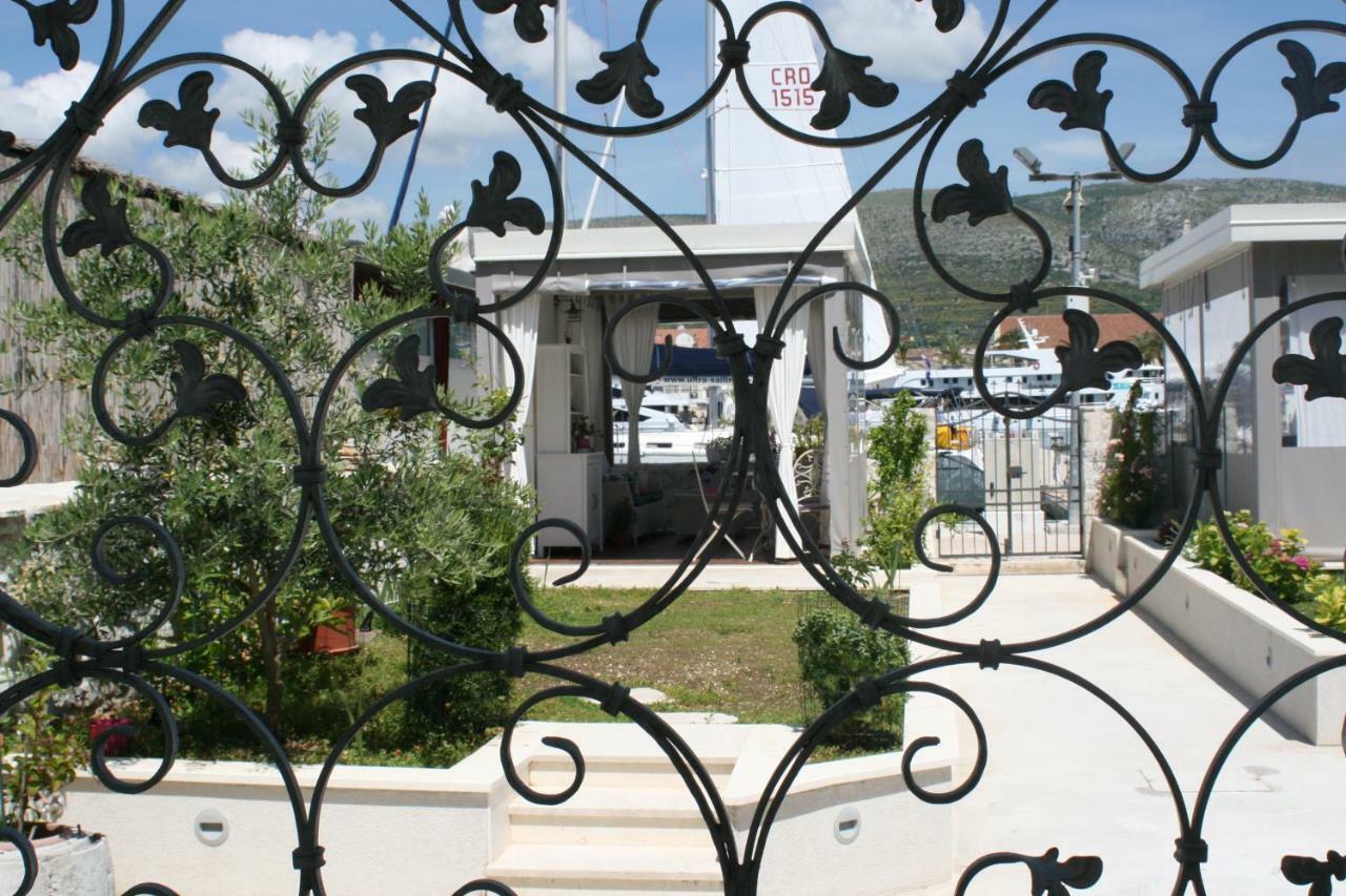 Ferienwohnung Studio Tironi 2 -Sonja Trogir Exterior foto
