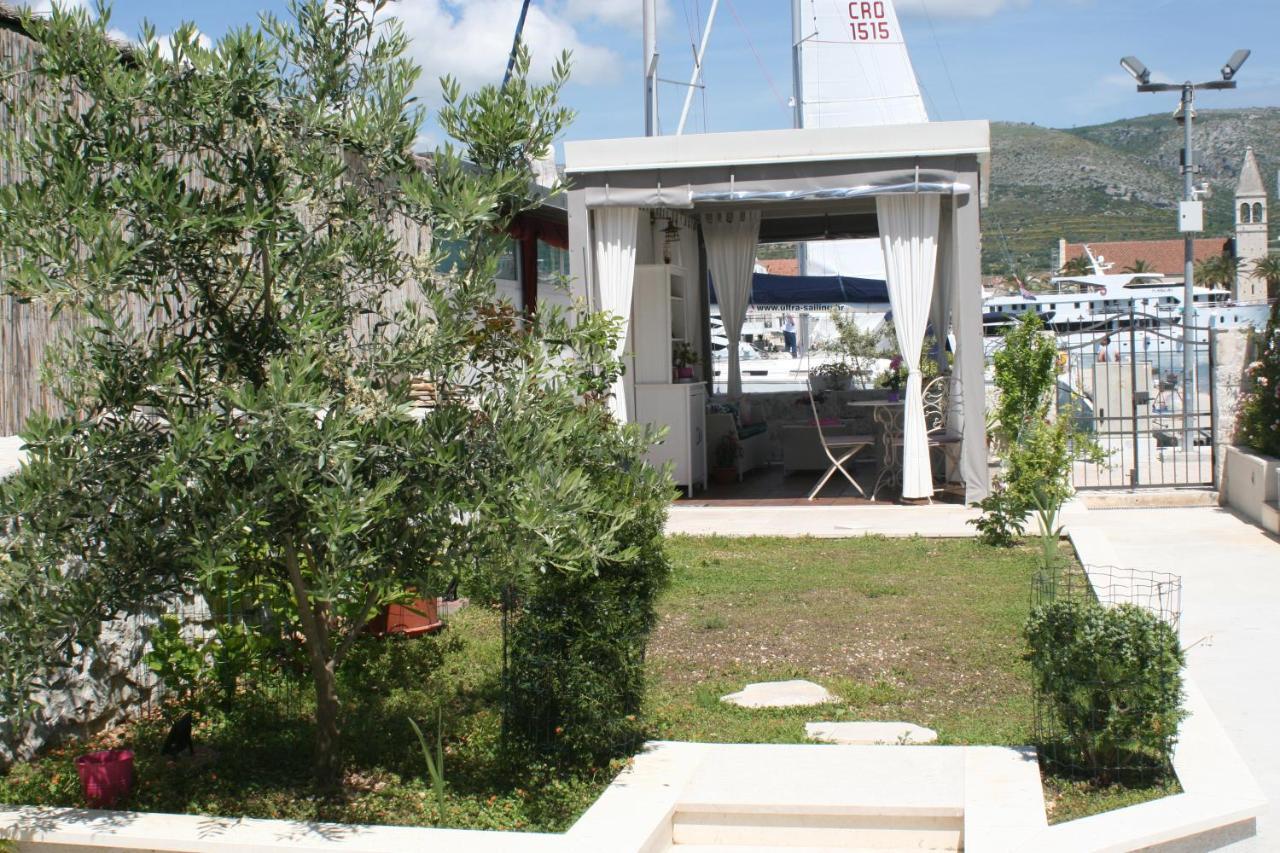 Ferienwohnung Studio Tironi 2 -Sonja Trogir Exterior foto